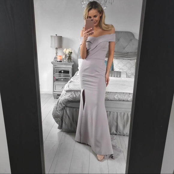 Off-The Shoulders V Neck Long Formal/Prom Dress - Picture 3 of 8